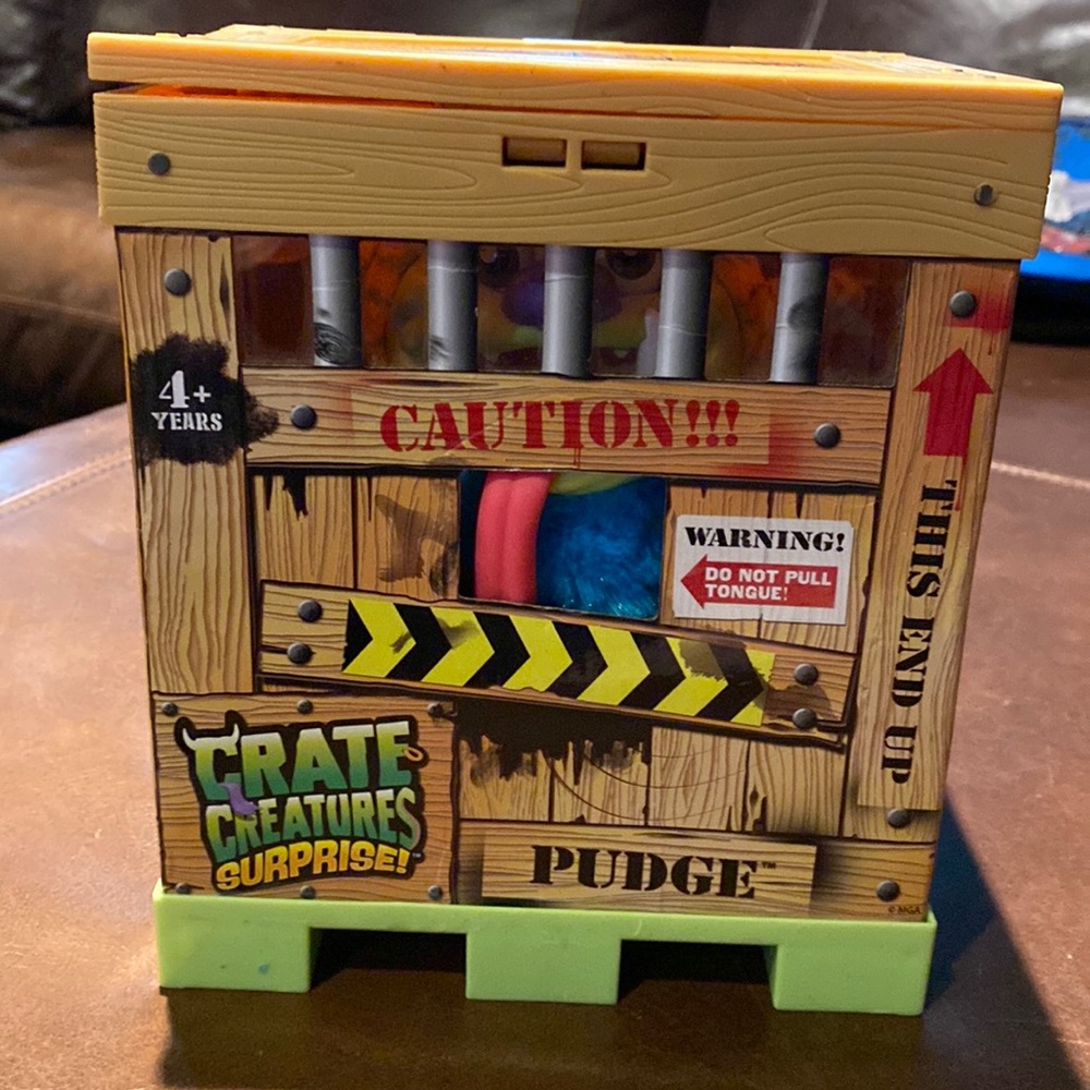 Crate creatures toy